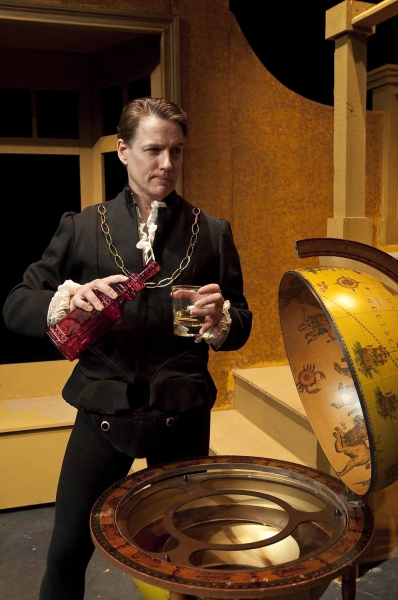 Photo Flash: Bickford Theatre's I HATE HAMLET Image