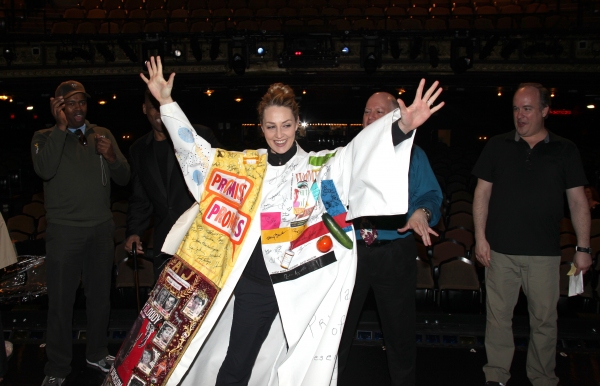 Photo Coverage: THE PEOPLE IN THE PICTURE Gypsy Robe Ceremony Image