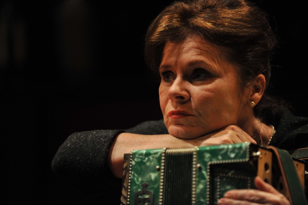Photo Flash: Almeida Theatre's A DELICATE BALANCE Image