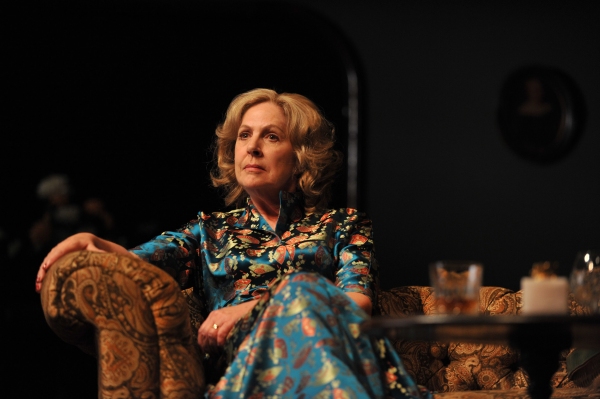 Photo Flash: Almeida Theatre's A DELICATE BALANCE 