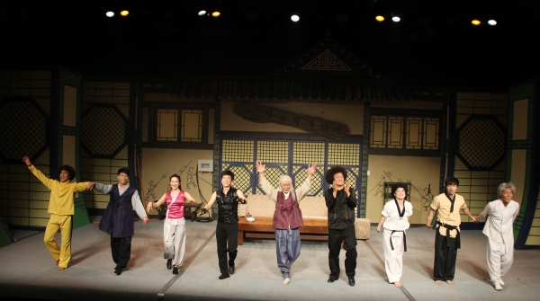 Photo Coverage: JUMP Meets the Press Image
