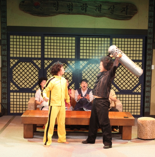 Photo Coverage: JUMP Meets the Press Image