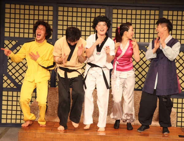 Photo Coverage: JUMP Meets the Press Image