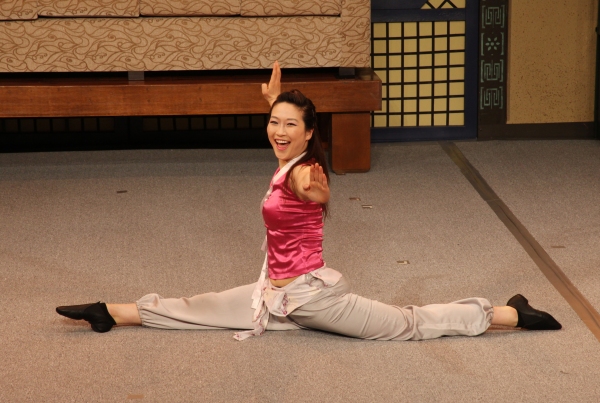 Photo Coverage: JUMP Meets the Press Image
