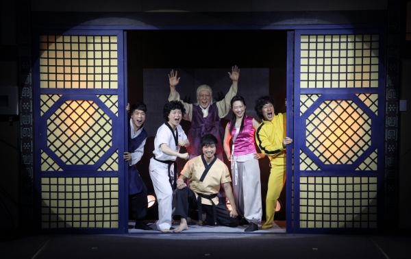Photo Coverage: JUMP Meets the Press Image