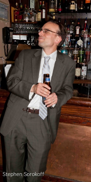 Photo Coverage: 'HAVE STRINGS, WILL SWING' - Aaron Weinstein Plays the Metropolitan Room Image