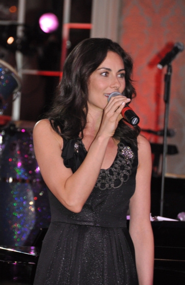 Photo Coverage: Laura Benanti & Paper Mill Playhouse Honor Alan Menken Image