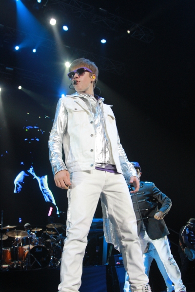 Photo Flash: Justin Bieber Live in Hong Kong Image