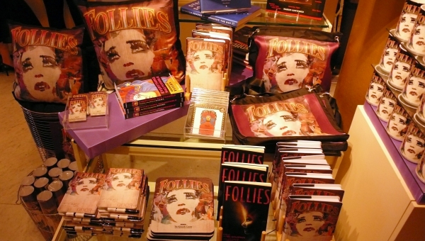 Photo Coverage: FOLLIES Boutique - Merchandise on Sale Image