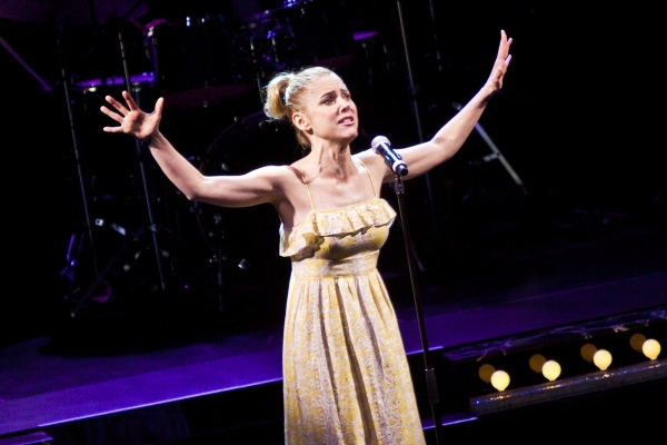 Photo Coverage: Celebs Celebrate 2011 MTC Spring Gala Image
