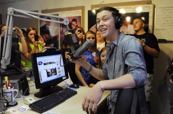 Photo Flash: Top 3 Travel Home on AMERICAN IDOL Image