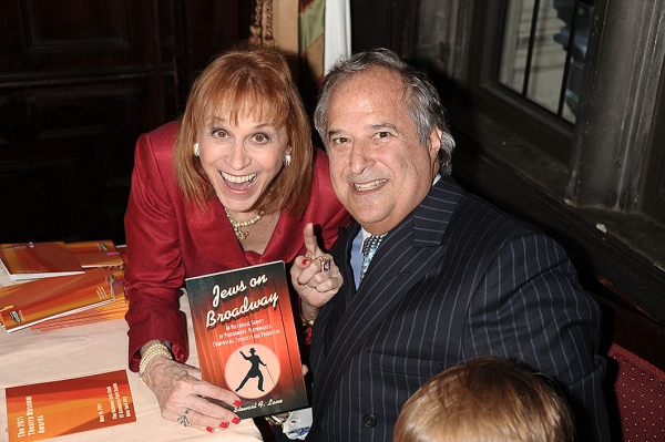 Photo Flash: 'Jews on Broadway' Book Signing! Image