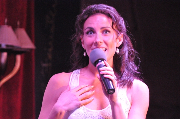 Photo Flash: Laura Benanti Brings LET ME ENTERTAIN YOU to Feinstein's Image