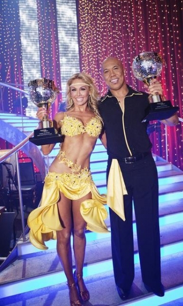 Photo Flash: Hines Ward Wins DANCING WITH THE STARS! Image
