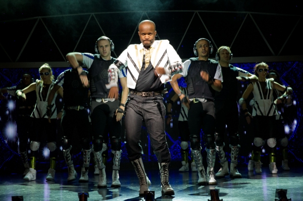 Photo Flash: First Look at THRILLER LIVE! Image