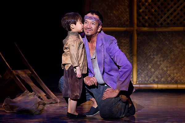 Photo Flash: Walnut Street Theatre's MISS SAIGON Image