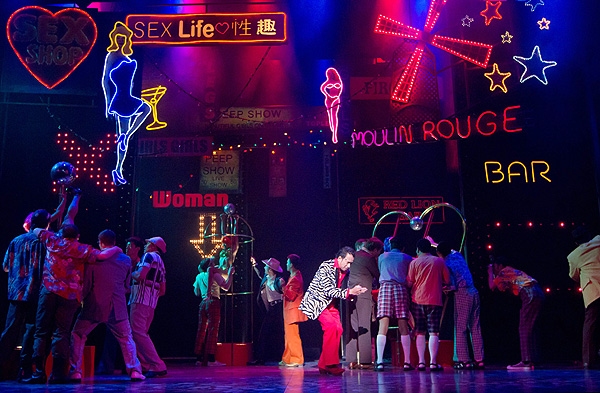 Photo Flash: Walnut Street Theatre's MISS SAIGON Image