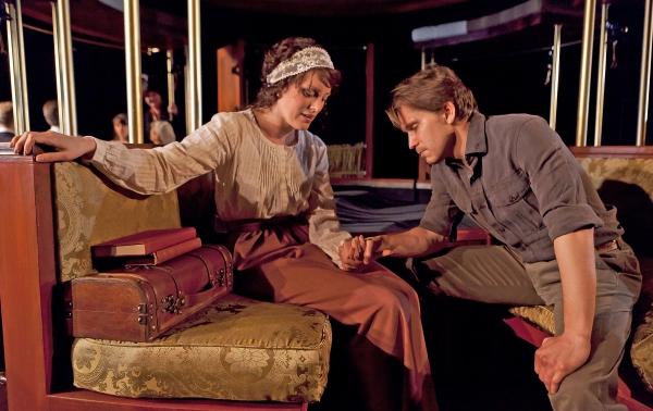 Photo Flash: Mint Theatre Company's A LITTLE JOURNEY Image