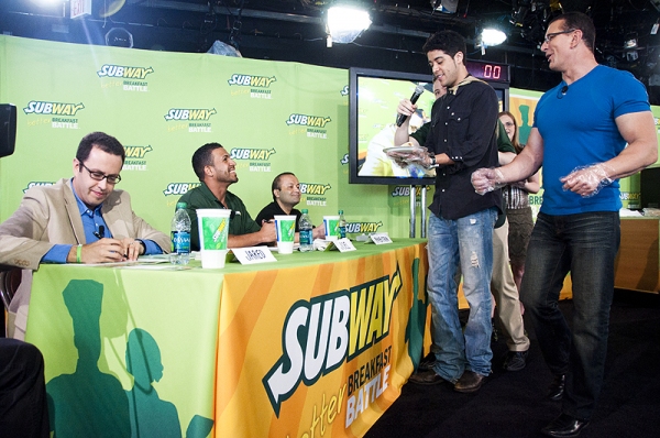 Photo Coverage: Celebrity Chef Robert Irvine Challenges ROCK OF AGES in Subway's Contest Image