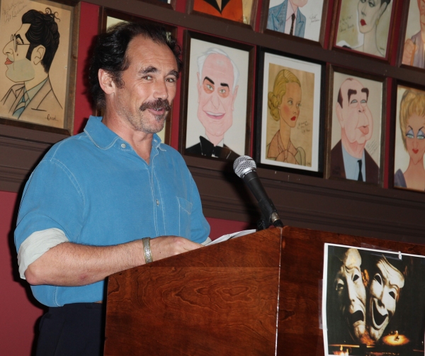 Photo Coverage: MORMON, Foster, Rylance & More Win Big at Outer Critics Circle Awards! Image