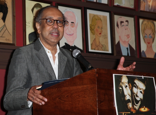 Photo Coverage: MORMON, Foster, Rylance & More Win Big at Outer Critics Circle Awards! Image