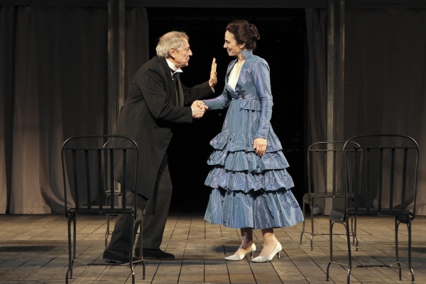 Photo Coverage:  First Look at Shakespeare in the Park's ALL'S WELL THAT ENDS WELL! Image