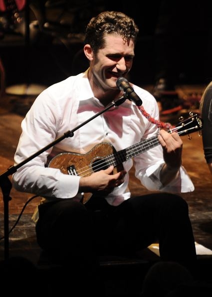 Photo Flash: Matthew Morrison Performs at Goodman Theatre Gala Image