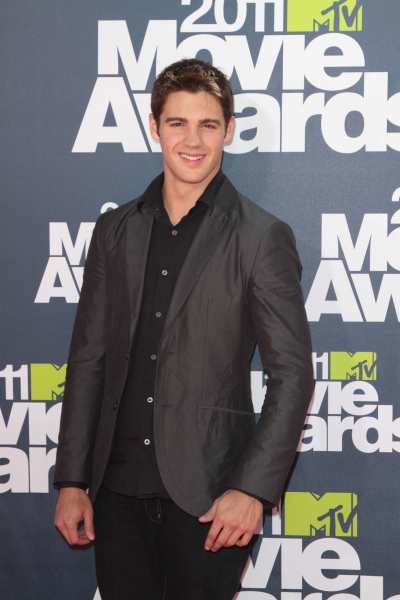 Photo Coverage: 2011 MTV Movie Awards Red Carpet Image