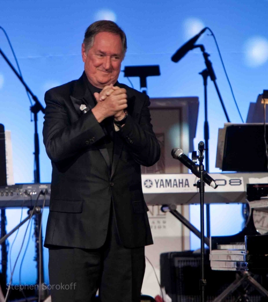 Photo Coverage: The Friar's Foundation Honors Connie Francis and Leonard A. Wilf at Applause Award Gala Image