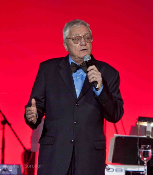 Photo Coverage: The Friar's Foundation Honors Connie Francis and Leonard A. Wilf at Applause Award Gala Image
