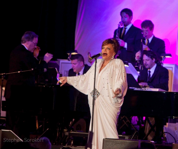 Photo Coverage: The Friar's Foundation Honors Connie Francis and Leonard A. Wilf at Applause Award Gala Image