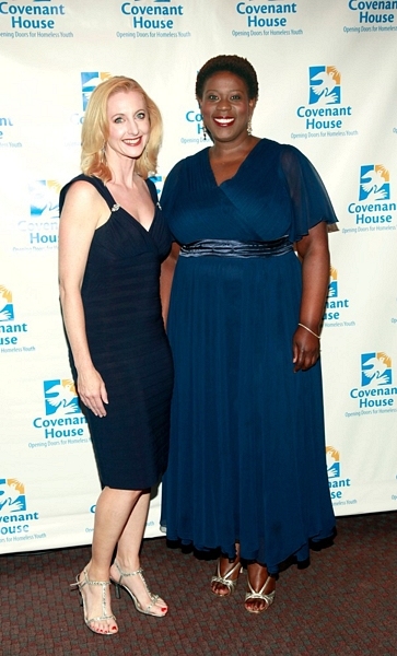 Photo Coverage: Capathia Jenkins, Jeffry Denman, et al. Attend Covenant House Benefit Image