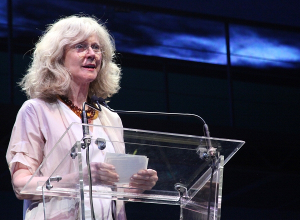 Blythe Danner Photo