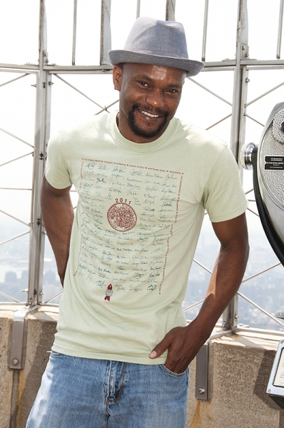 Photo Coverage: 2011 Tony Nominees Visit the Empire State Building! Image