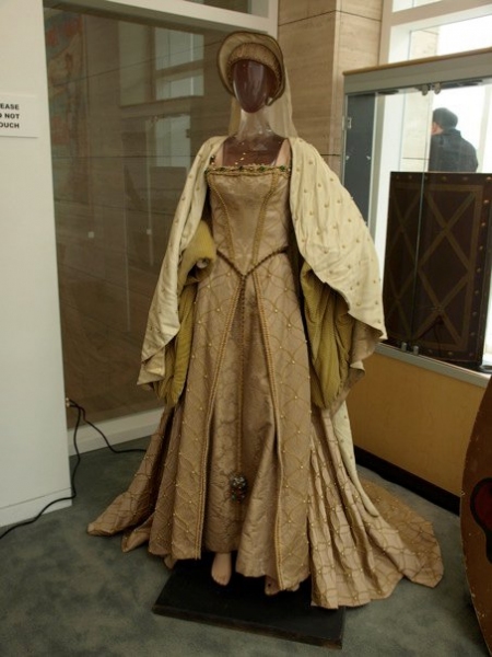 Photo Flash: A Glimpse at Paley Center's Debbie Reynolds Exhibit! Image