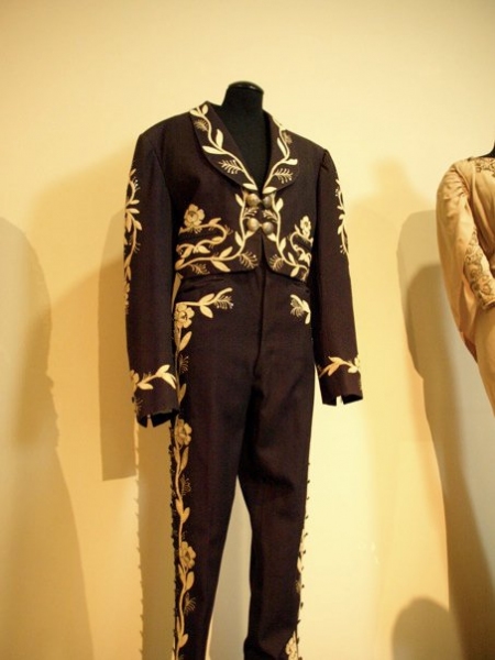 Photo Flash: A Glimpse at Paley Center's Debbie Reynolds Exhibit! Image