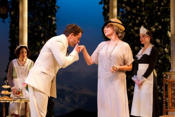 Photo Flash: Paice, Luker & More in DEATH TAKES A HOLIDAY at the Roundabout! Image