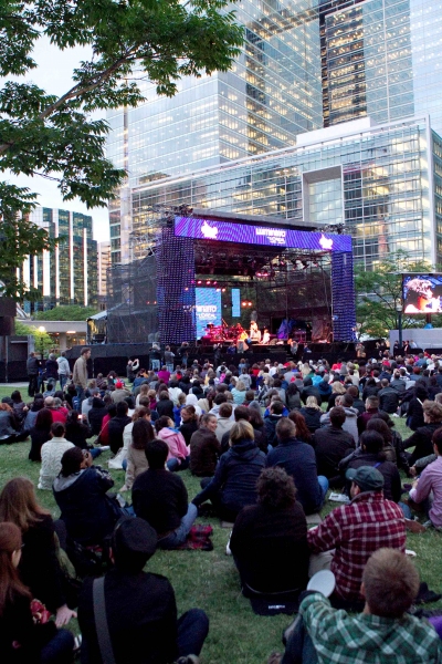 Photo Coverage: Luminato's Broadway Night Out in Toronto 