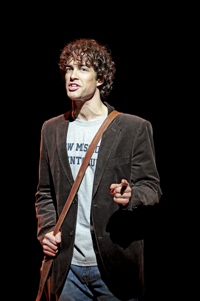 Photo Flash: Lee Mead Joins Cast of LEGALLY BLONDE Image