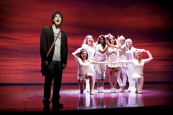 Photo Flash: Lee Mead Joins Cast of LEGALLY BLONDE Image