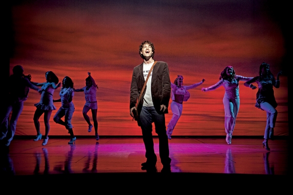Photo Flash: Lee Mead Joins Cast of LEGALLY BLONDE Image
