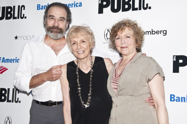 Mandy Patinkin, Gail Merrifield Papp & Kathryn Grody Photo