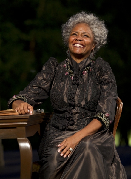 Tonya Pinkins in All's Well That Ends Well, directed by Daniel Sullivan, running in r Photo