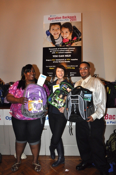 Photo Coverage: Paige Davis Hosts Operation Backpack for Underprivileged Children Image