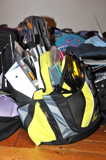 Photo Coverage: Paige Davis Hosts Operation Backpack for Underprivileged Children Image