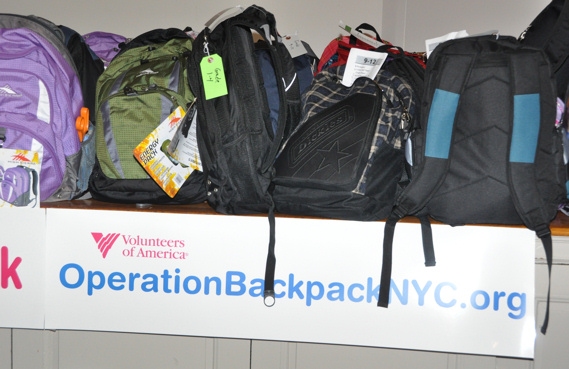 Photo Coverage: Paige Davis Hosts Operation Backpack for Underprivileged Children Image