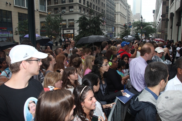 Photo Coverage: Daniel Radcliffe, John Larroquette & Rose Hemingway Unveil HOW TO SUCCEED Window Display at Lord & Taylor - Complete Coverage! Image