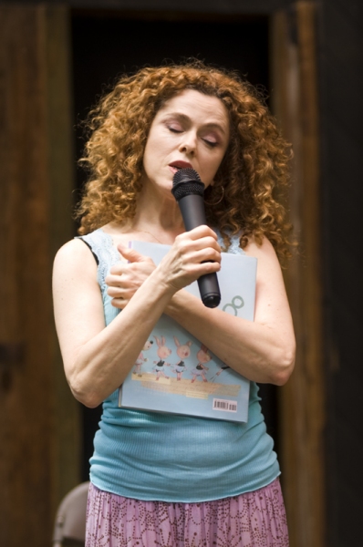 Photo Coverage: Bernadette Peters at the Bronx Zoo Image