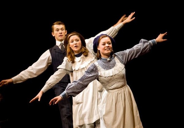 Photo Flash: Waterloo Station's RAILWAY CHILDREN Image