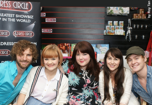 Photo Flash: Lance Horne, Leanne Jones, et al. Visit Dress Circle Image